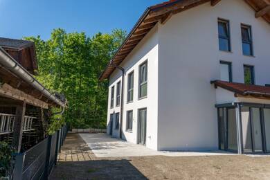 Doppelhaushälfte zum Kauf - Neubau 899.000 € 6 Zimmer 166 m² 330 m² Grundstück frei ab 01.08.2025 Bad Endorf Bad Endorf 83093
