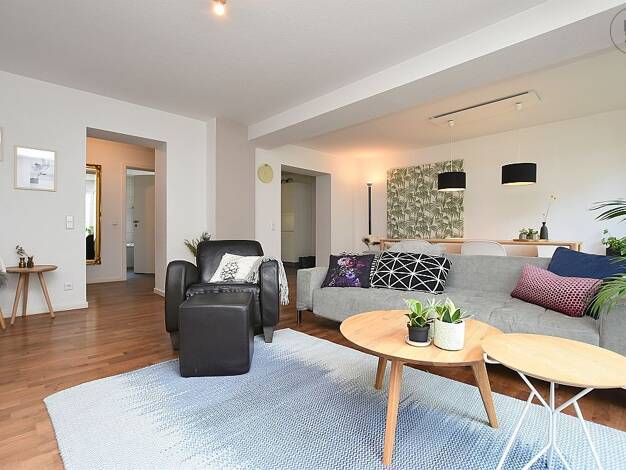 Wohnung zur Miete auf Zeit 2.690 € 4 Zimmer 120 m² frei ab sofort Mitte Stuttgart 70182