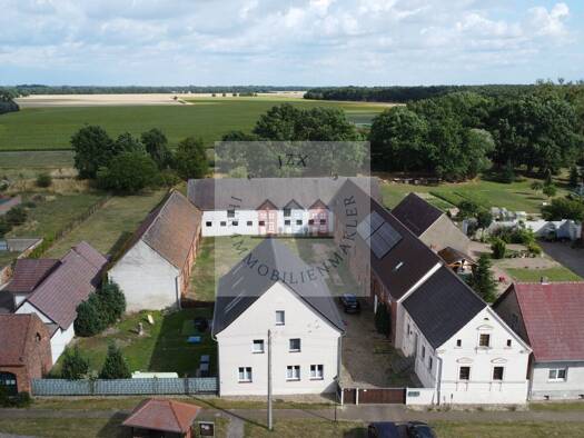 Einfamilienhaus zum Kauf 430.000 € 8 Zimmer 289 m² 8.500 m² Grundstück Schützberg 06917
