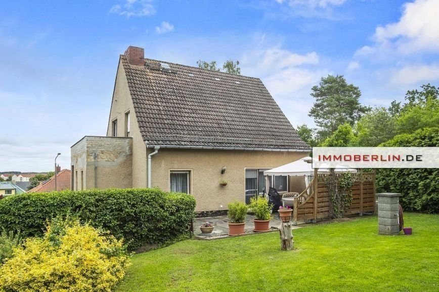 Haus zum Kauf 359.000 € 6 Zimmer 102 m²<br/>Wohnfläche 657 m²<br/>Grundstück Luckenwalde Luckenwalde 14943