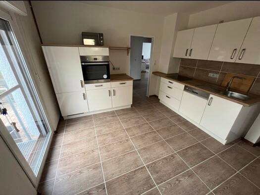 Wohnung zur Miete 1.400 € 3 Zimmer 86 m² Geschoss EG/1 frei ab sofort Sossenheim West 65936