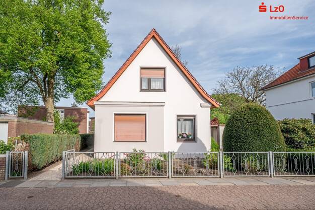 Einfamilienhaus zum Kauf 198.000 € 3 Zimmer 81,3 m² 651 m² Grundstück frei ab sofort Elsfleth Elsfleth 26931