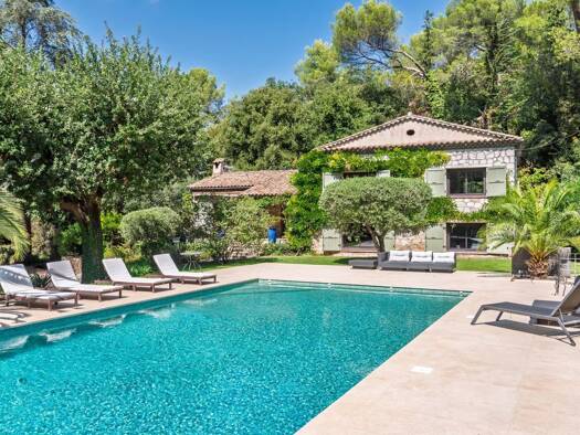 Einfamilienhaus zum Kauf 1.390.000 € 7 Zimmer 203 m² 2.400 m² Grundstück Sud Roquefort-les-Pins 06330