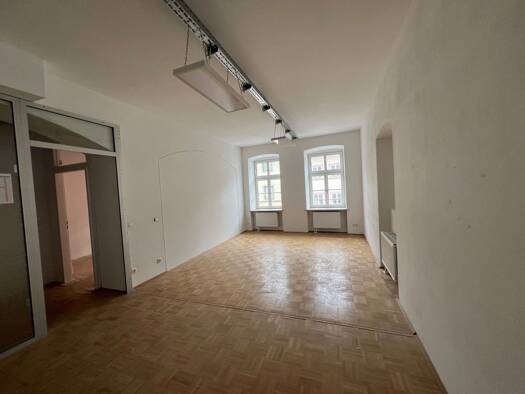 Wohnung zur Miete 1.150 € 2 Zimmer 85 m² 1. Geschoss frei ab sofort Obermarkt Wolfratshausen 82515