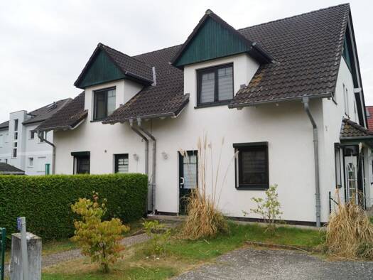 Doppelhaushälfte zum Kauf 259.000 € 4 Zimmer 90 m² 327 m² Grundstück Grünheide Grünheide (Mark) 15537