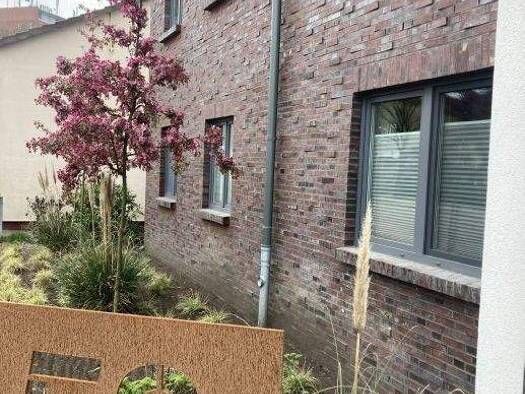 Terrassenwohnung zur Miete 1.350 € 3 Zimmer 94,6 m² EG frei ab 01.12.2025 Ollnsstr. 52 Elmshorn 25336