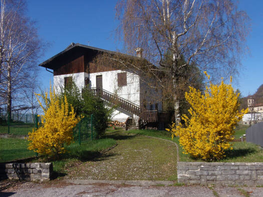 Einfamilienhaus zum Kauf 300.000 € 6 Zimmer 240 m² 1.000 m² Grundstück Grandola ed Uniti 22010