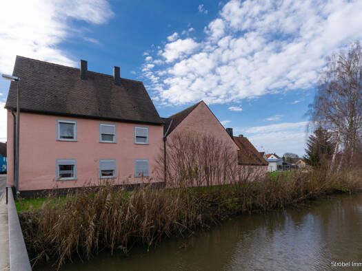 Einfamilienhaus zum Kauf 358.000 € 220 m² 1.800 m² Grundstück Dürrwangen Dürrwangen 91602