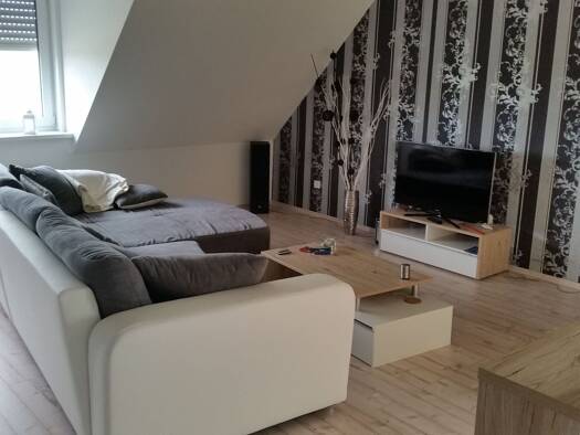 Wohnung zur Miete 700 € 3 Zimmer 89 m² Geschoss 2/3 frei ab 01.12.2026 Bodenheim Weilerswist 53919