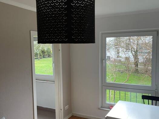 Wohnung zur Miete 950 € 2 Zimmer 40 m² Geschoss 1/4 Hamburg 22453