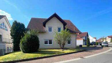 Einfamilienhaus zur Miete 2.900 € 7 Zimmer 289 m² 637 m² Grundstück Ramstein Ramstein-Miesenbach / Miesenbach 66877