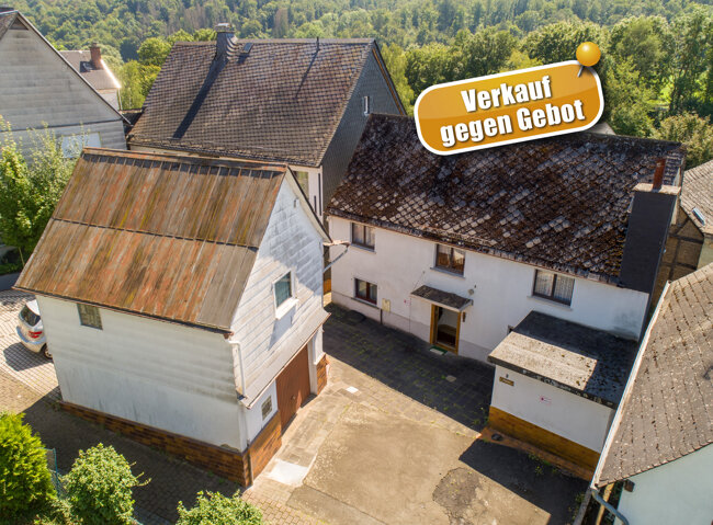 Einfamilienhaus zum Kauf provisionsfrei 97.500 € 7 Zimmer 148,8 m²<br/>Wohnfläche 508 m²<br/>Grundstück Biskirchen Leun 35638