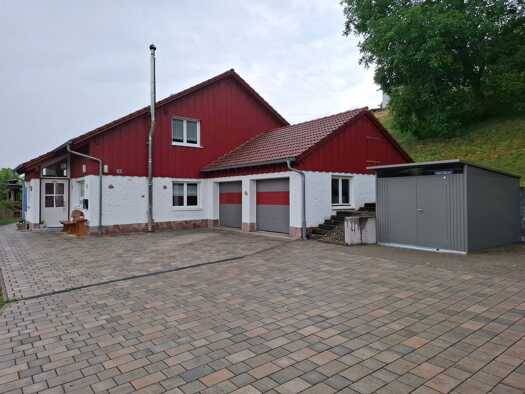 Einfamilienhaus zum Kauf 420.000 € 4 Zimmer 140 m² 1.968 m² Grundstück Dillendorf Bonndorf im Schwarzwald 79848