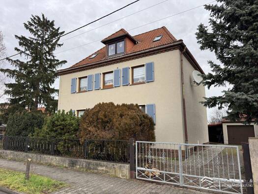 Einfamilienhaus zum Kauf 649.000 € 8 Zimmer 240 m² 1.480 m² Grundstück Briesnitz Dresden / Stetzsch 01157