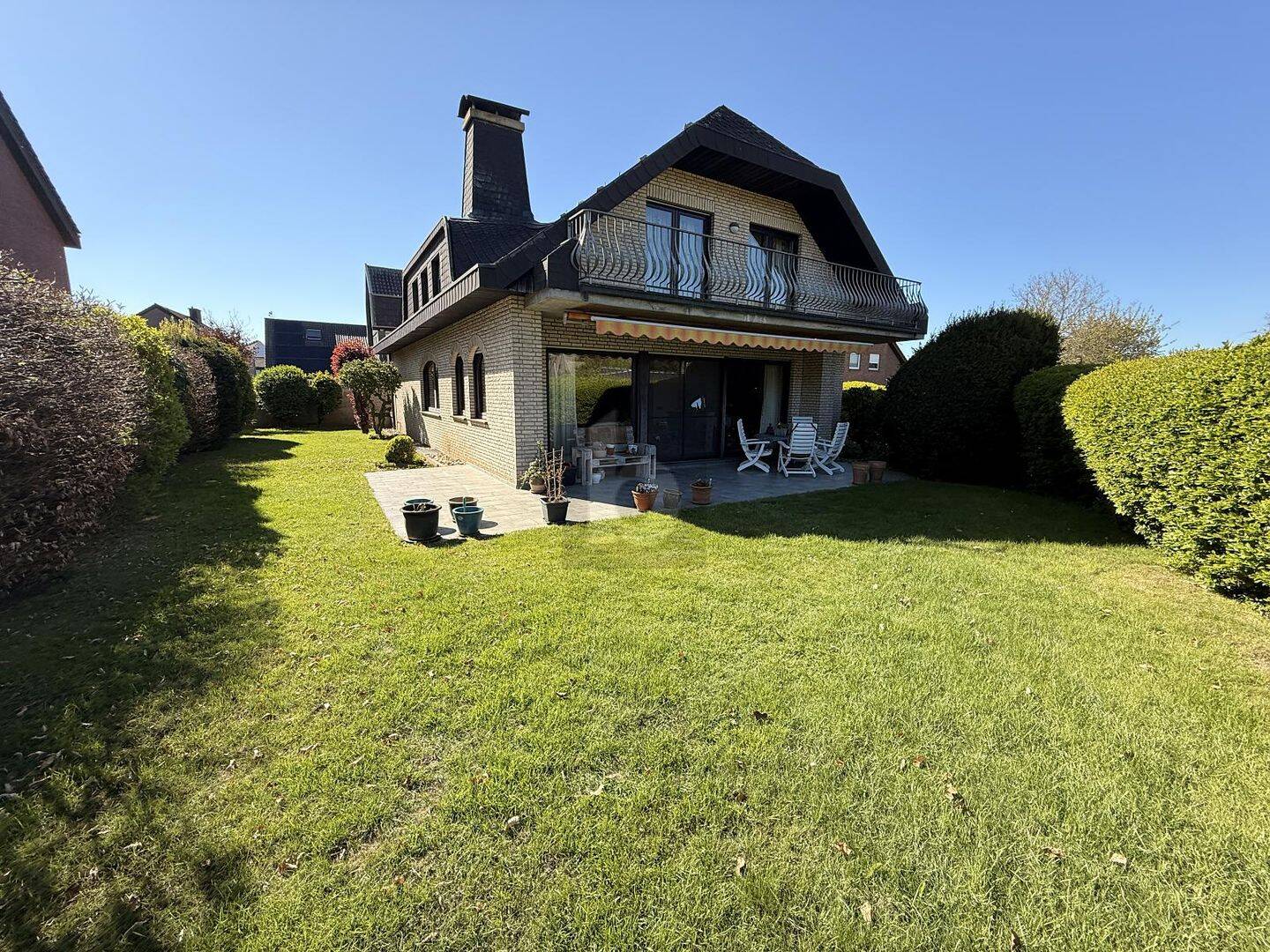Einfamilienhaus zum Kauf – pohled 2