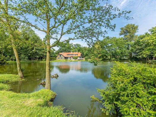 Einfamilienhaus zum Kauf 2.750.000 € 13 Zimmer 363 m² 10.000 m² Grundstück Mitte Dortmund 44319