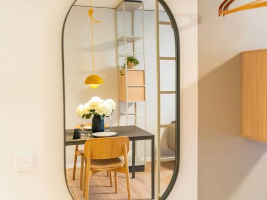 Studio zur Miete 850 € 1 Zimmer 31 m² frei ab sofort Lenore-Volz-Straße 11 Bad Cannstatt Stuttgart 70372