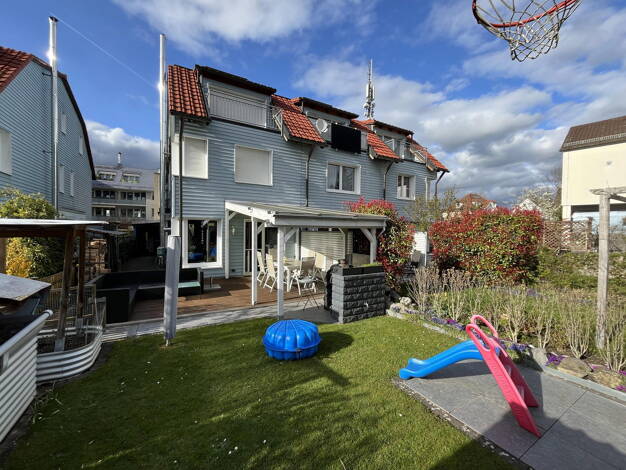 Reihenendhaus zum Kauf provisionsfrei 825.000 € 5 Zimmer 120 m² 200 m² Grundstück frei ab 01.01.2027 Kirchzarten 79199