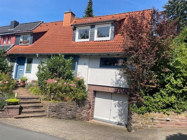 Doppelhaushälfte zum Kauf 562.000 € 8 Zimmer 118,2 m²<br/>Wohnfläche 607 m²<br/>Grundstück Sandersbeek Göttingen 37085