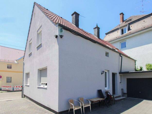 Mehrfamilienhaus zum Kauf als Kapitalanlage geeignet 673.000 € 6 Zimmer 135 m² 400,1 m² Grundstück Oberhausen Augsburg 86154