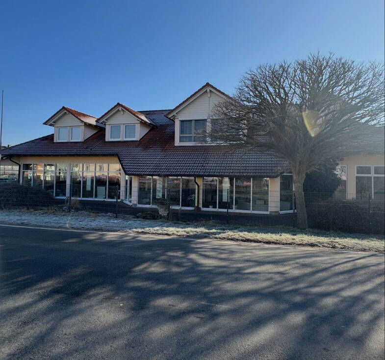 Mehrfamilienhaus zum Kauf provisionsfrei 650.000 € 8 Zimmer 275 m² 1.778 m² Grundstück Lengsfelder Straße 43 Thüringen Thüringen Hämbach Bad Salzungen 36469