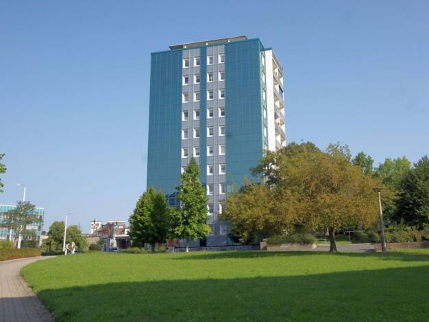 Wohnung zur Miete 321 € 2 Zimmer 53 m² 1. Geschoss Erich-Ohser-Straße 23 Stadtmitte Plauen 08525