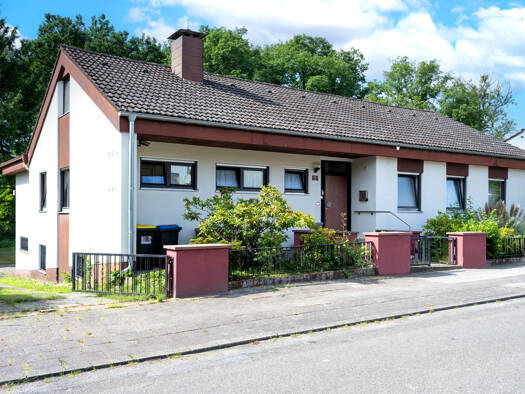 Bungalow zum Kauf 535.000 € 6 Zimmer 160 m² 1.844 m² Grundstück Innenstadt Kaiserslautern 67663