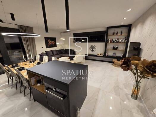 Einfamilienhaus zum Kauf 850.000 € 4 Zimmer 148 m² Martinski, Sveta Nedelja Sveta Nedelja 52231