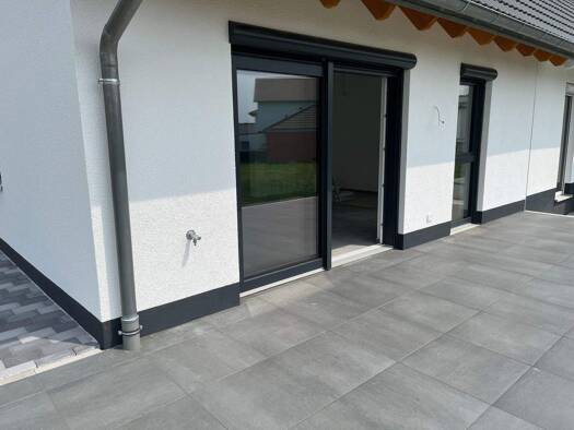 Doppelhaushälfte zur Miete - Erstbezug 1.750 € 5 Zimmer 121 m² 393 m² Grundstück frei ab sofort Eschenbach Markt Erlbach 91459