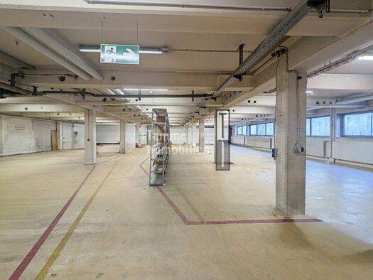 Lagerhalle zur Miete 5,70 € 1.091 m² Lagerfläche teilbar ab 353 m² Südstadt Fürth 90763