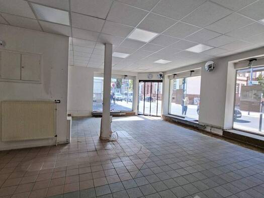 Laden zur Miete 2.750 € 4 Zimmer 60 m² Verkaufsfläche Offenbach am Main Offenbach 63065