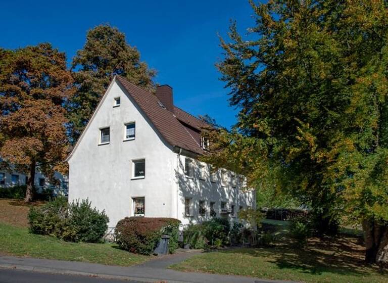 Wohnung zur Miete 439 € 2 Zimmer 52 m²<br/>Wohnfläche 1.<br/>Geschoss 08.05.2025<br/>Verfügbarkeit Otto-Brenner-Straße 23 Geisweid Siegen 57078