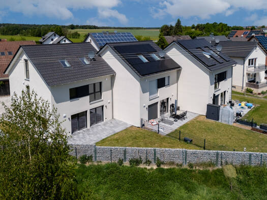 Reihenendhaus zum Kauf - Erstbezug provisionsfrei 560.000 € 5 Zimmer 148,7 m² 316,3 m² Grundstück frei ab sofort Sandsbach Herrngiersdorf 84097