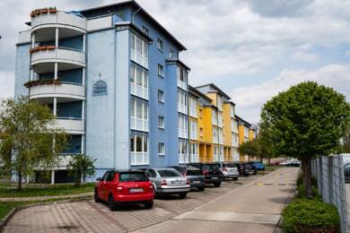 Wohnung zur Miete 479 € 3 Zimmer 81,2 m² 3. Geschoss frei ab 31.08.2025 F.-Knape-Str. 10 Aschersleben Aschersleben 06449