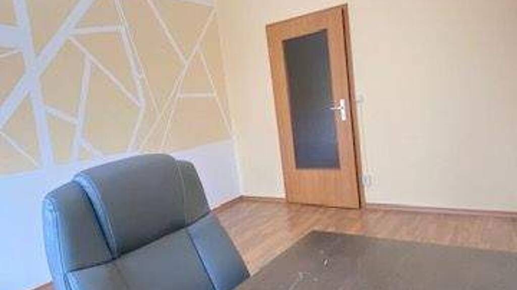 Bürofläche zur Miete 210 € 1 Zimmer 17,5 m² Bürofläche Freilassing 83395