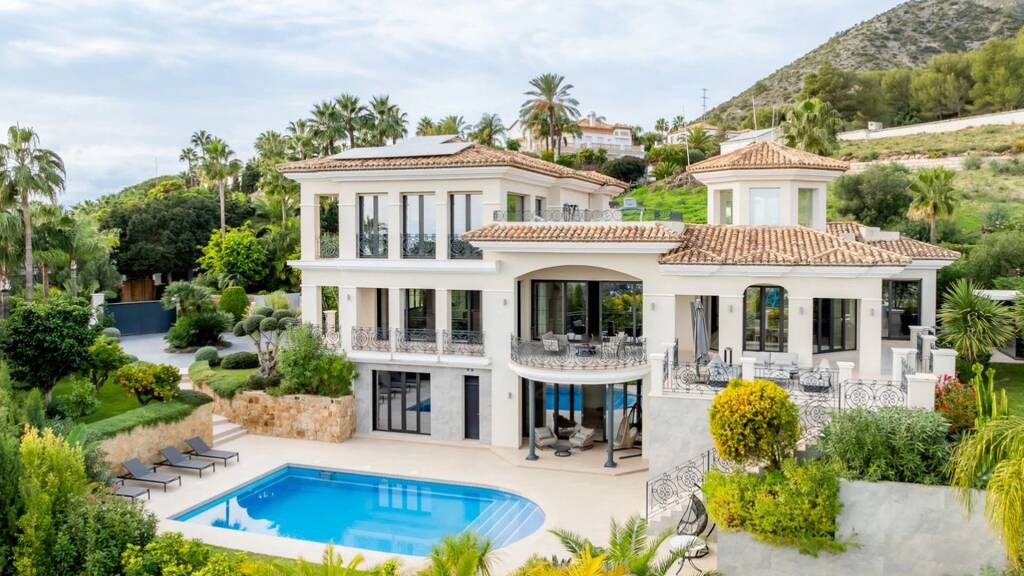 Villa zum Kauf 10.500.000 € 7 Zimmer 868 m² 1.877 m² Grundstück Marbella Golden Mile 29600