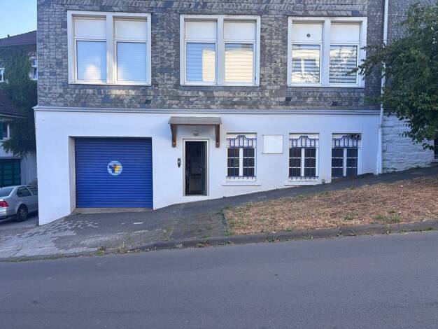 Wohnung zur Miete 1.300 € 5 Zimmer 388 m² Taubenstraße 2 a Nord Remscheid 42855
