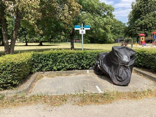 Außenstellplatz zur Miete provisionsfrei 24 € Potsdamer Straße 14 Ludwigsfelde 14974