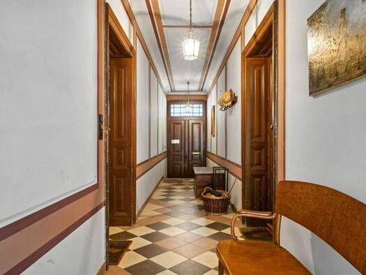 Einfamilienhaus zum Kauf 495.000 € 10,5 Zimmer 431 m² 1.487 m² Grundstück Hollabrunn 2020