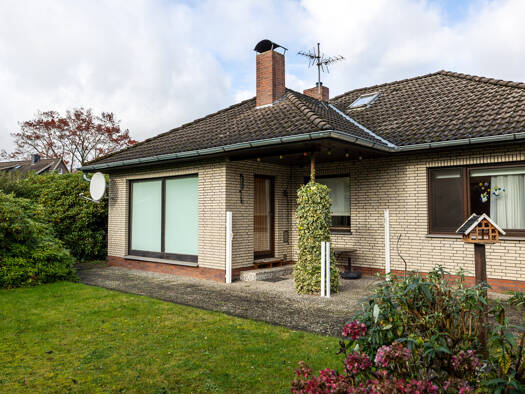 Einfamilienhaus zum Kauf 297.000 € 3 Zimmer 98 m² 626 m² Grundstück Bungerhof Delmenhorst 27753