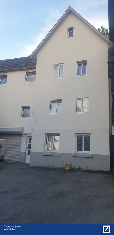 Mehrfamilienhaus zum Kauf 597.000 € 9 Zimmer 182 m² 107 m² Grundstück Stuttgart 70327
