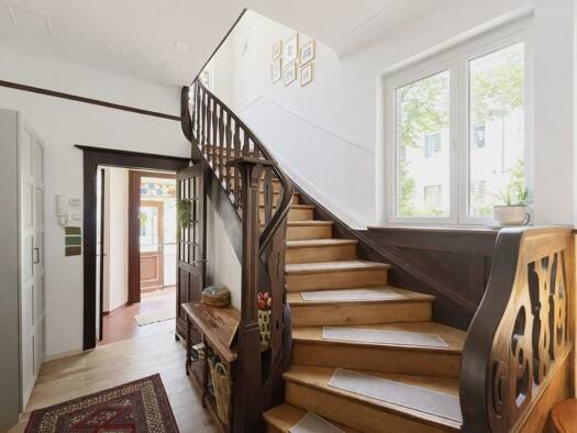Villa zum Kauf 880.000 € 7 Zimmer 155 m² 381 m² Grundstück Biebrich Biebrich 65187