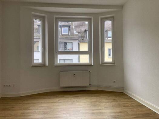 Wohnung zur Miete 748 € 3 Zimmer 80,4 m² 2. Geschoss Gemarkenstr. 100 Holsterhausen Essen 45147