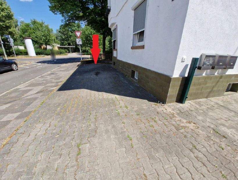 Immobilie in Ludwigshafen am Rhein - Kapitalanlage in LU-Oppau: Charmante Dachgeschosswohnung mit Stellplatz *PROVISIONSFREI* - Bild 3
