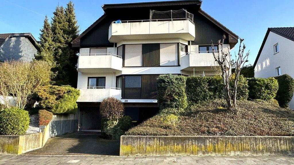 Wohnung zur Miete 1.050 € 2 Zimmer 74 m² 3. Geschoss frei ab 01.04.2026 Niederbachem Wachtberg 53343