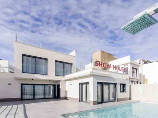Haus zum Kauf 1.250.000 € 194 m² 500 m² Grundstück San Miguel de Salinas 03193
