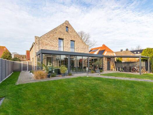 Einfamilienhaus zum Kauf 569.000 € 5 Zimmer 186,3 m² 1.227 m² Grundstück Conrebbersweg Emden 26721