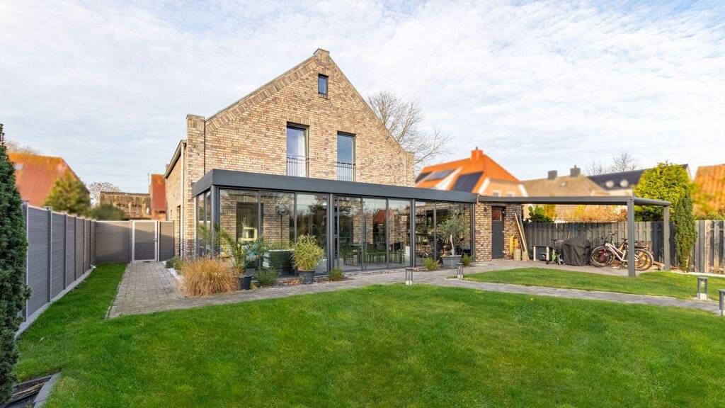 Einfamilienhaus zum Kauf 569.000 € 5 Zimmer 186,3 m² 1.227 m² Grundstück Conrebbersweg Emden 26721