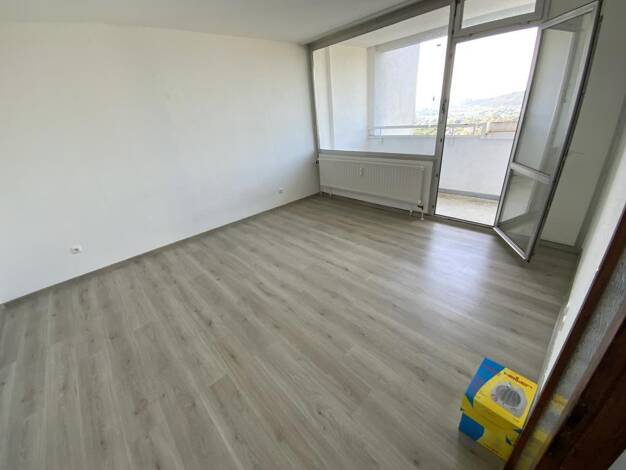 Wohnung zur Miete nur mit Wohnberechtigungsschein 361 € 2 Zimmer 64,3 m² 8. Geschoss frei ab 07.05.2026 Eggersten Ring 20 Kreuztal 57223