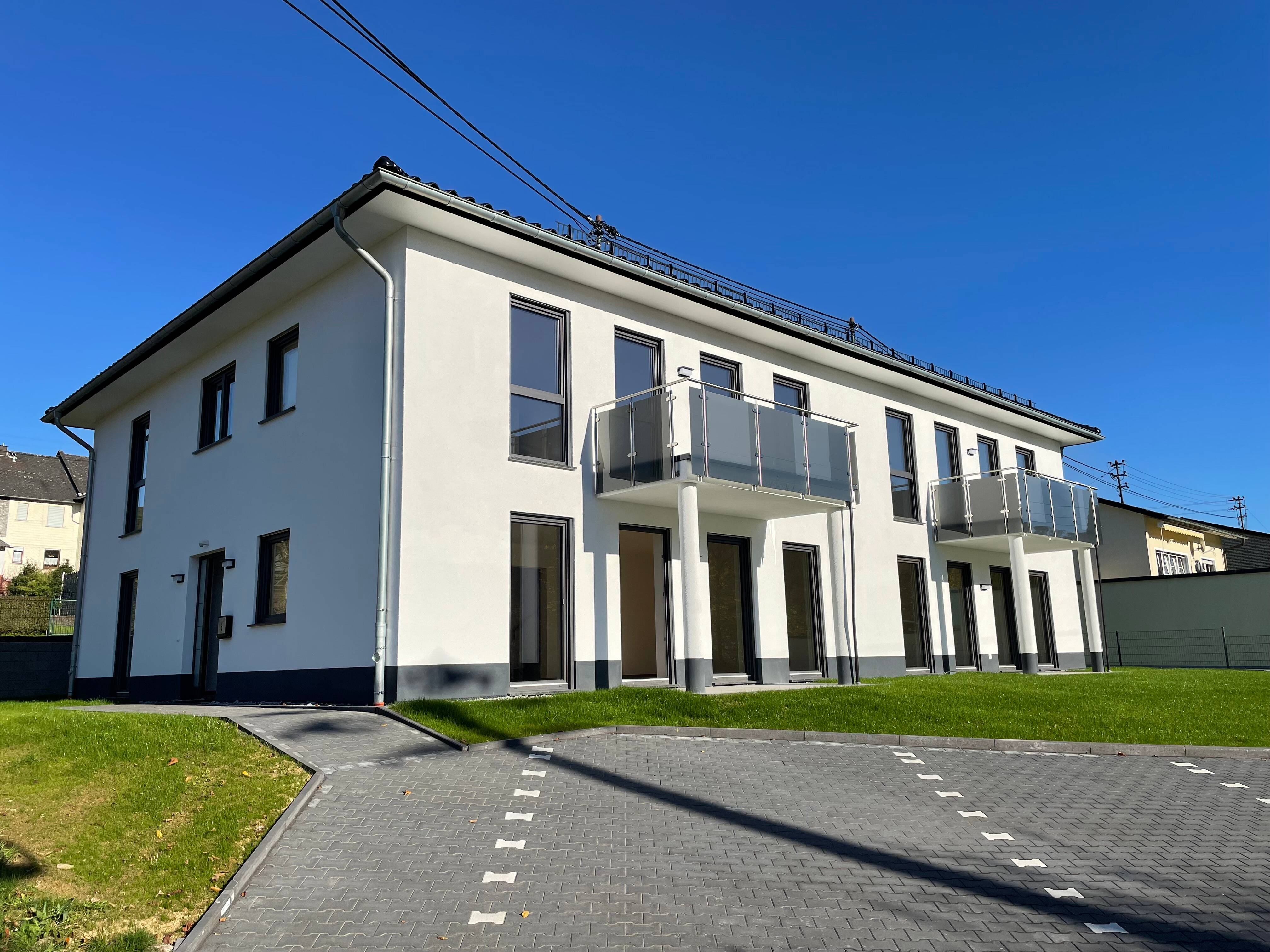 Haus zur Miete 1.500 € 6 Zimmer 187 m²<br/>Wohnfläche 325 m²<br/>Grundstück ab sofort<br/>Verfügbarkeit Nister 57645